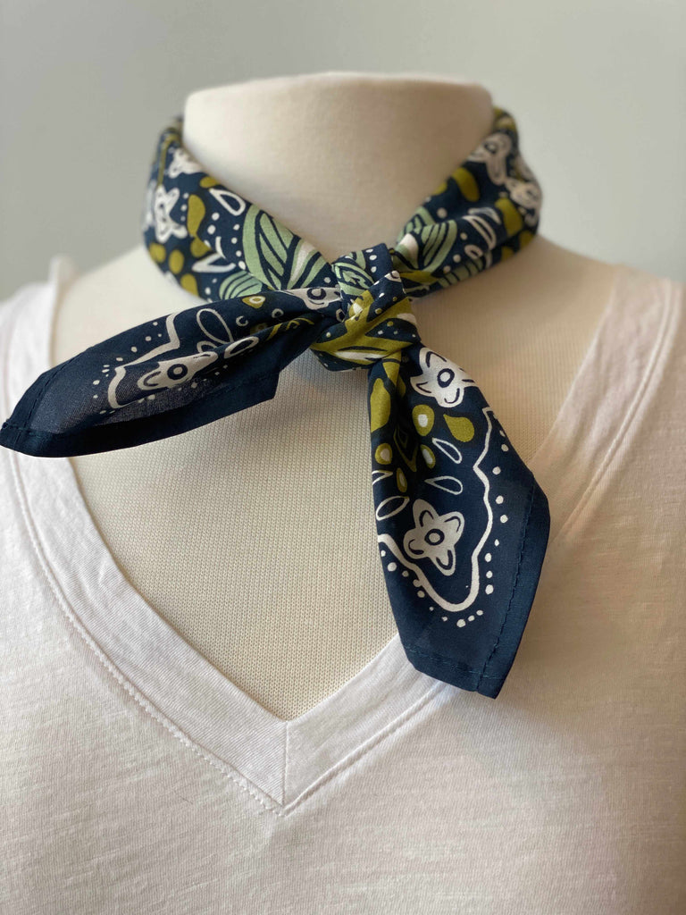 Hemlock Bandana tied around neck of mannequin