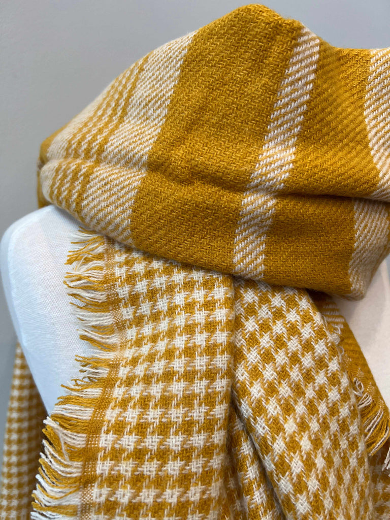 Valeria Scarf in Gold Plaid and Houndstooth Pattern